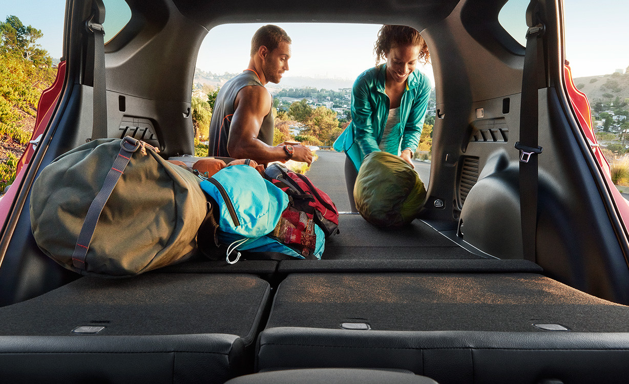 2016-toyota-rav4-interior