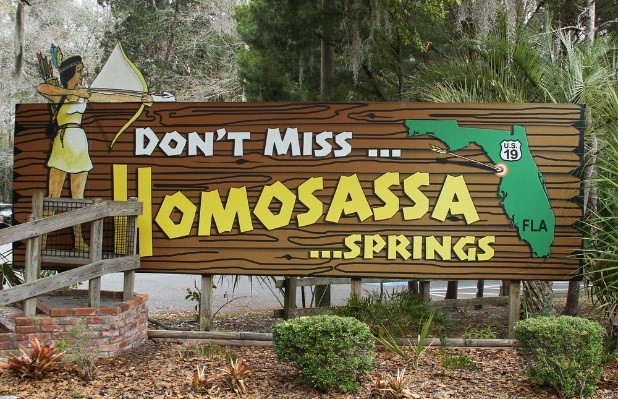 Homosassa-springs-sign