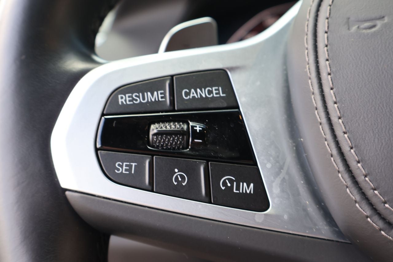 2023 BMW X5 M50i