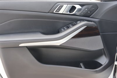 2023 BMW X5 M50i
