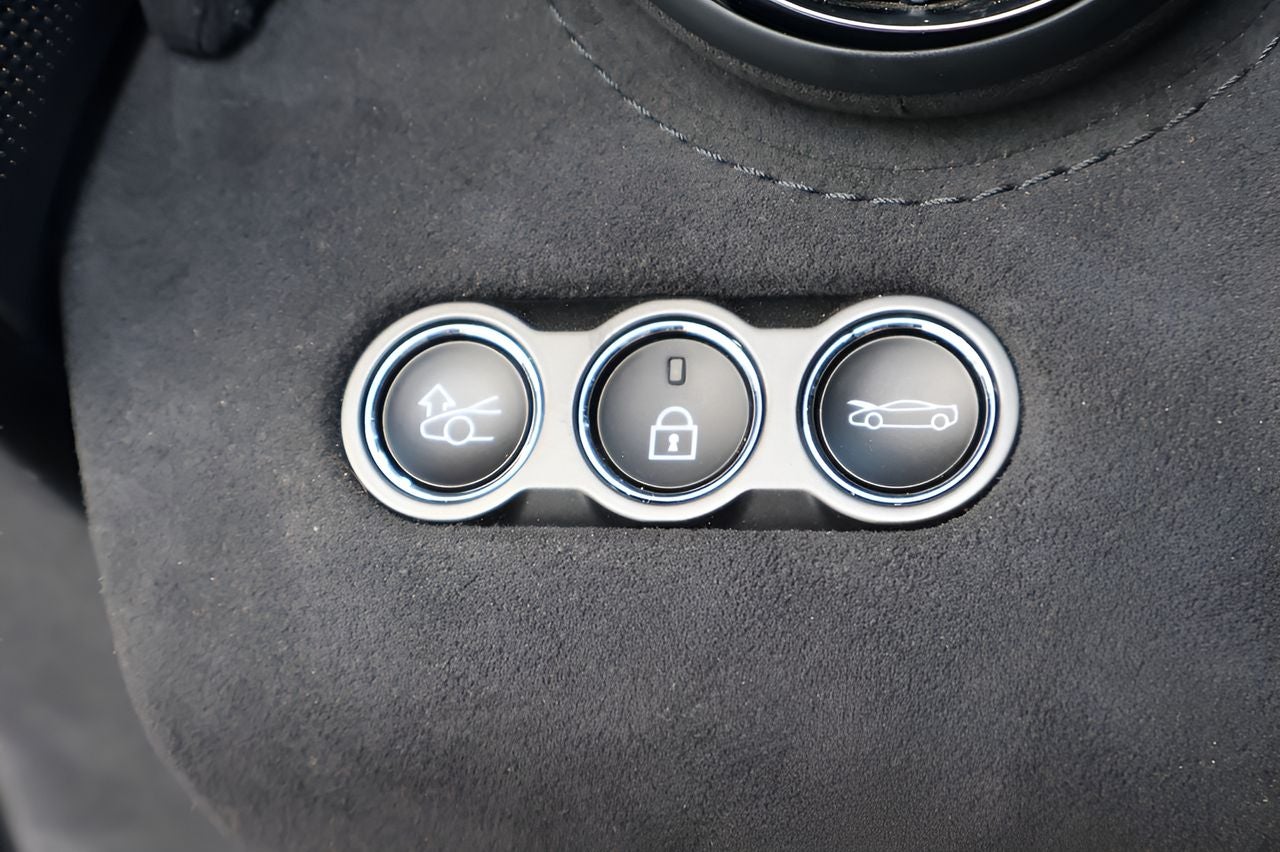 2024 McLaren 750S Spider