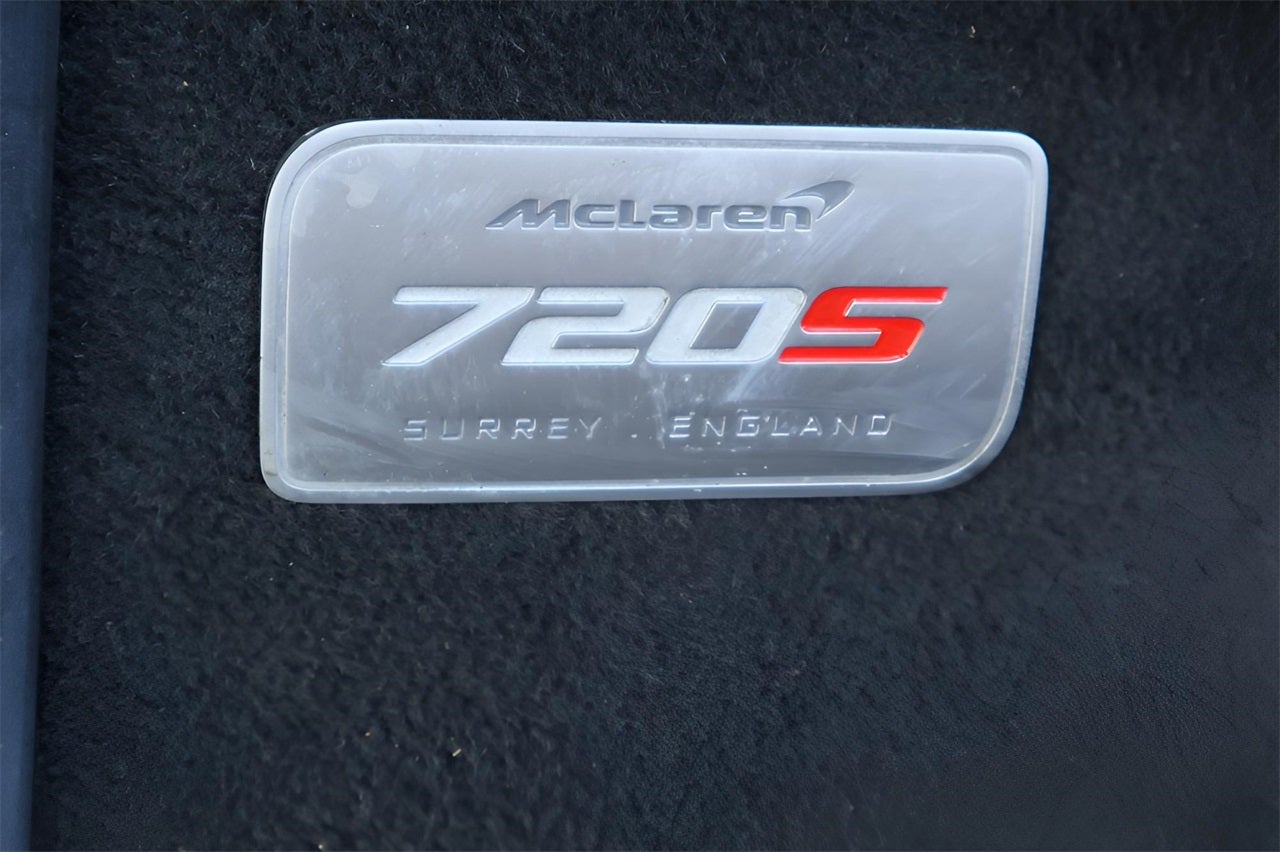 2020 McLaren 720S Base