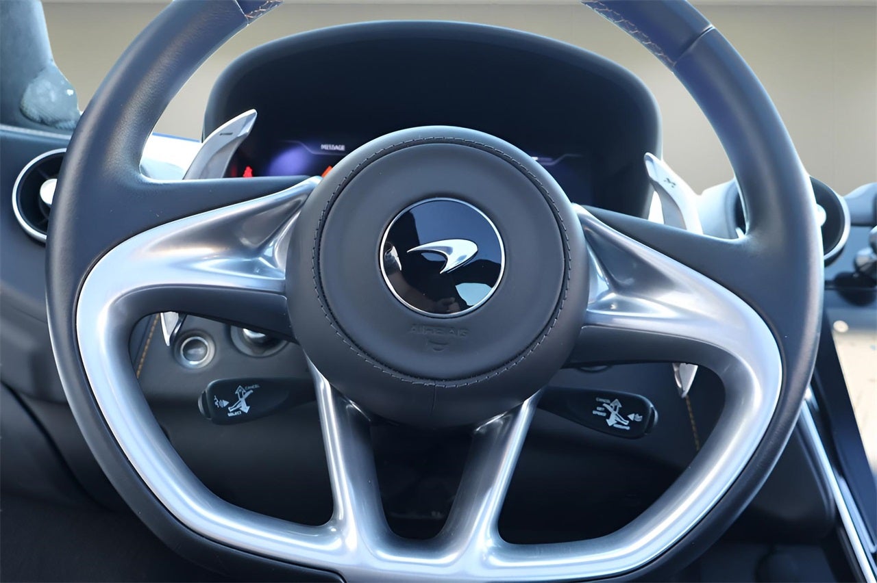 2023 McLaren GT Coupe