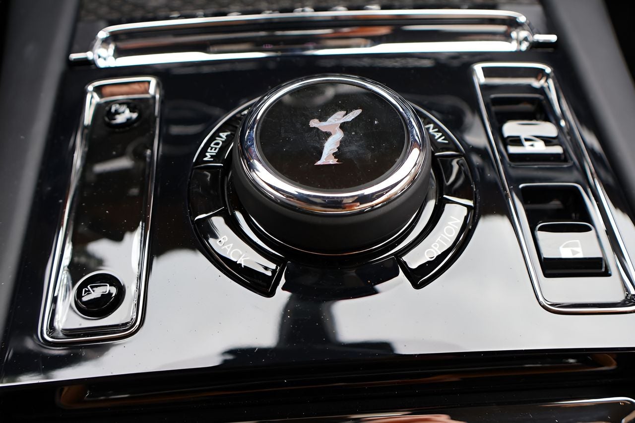 2025 Rolls-Royce Spectre Black Badge