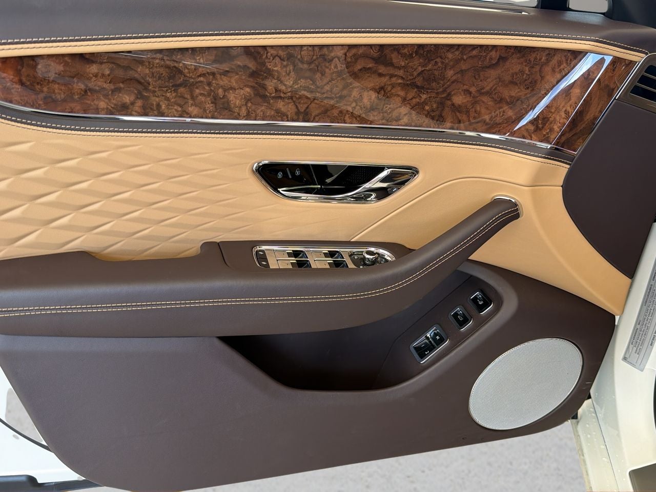 2026 Bentley Flying Spur V8
