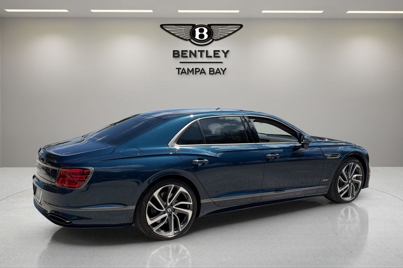 2025 Bentley Flying Spur Base
