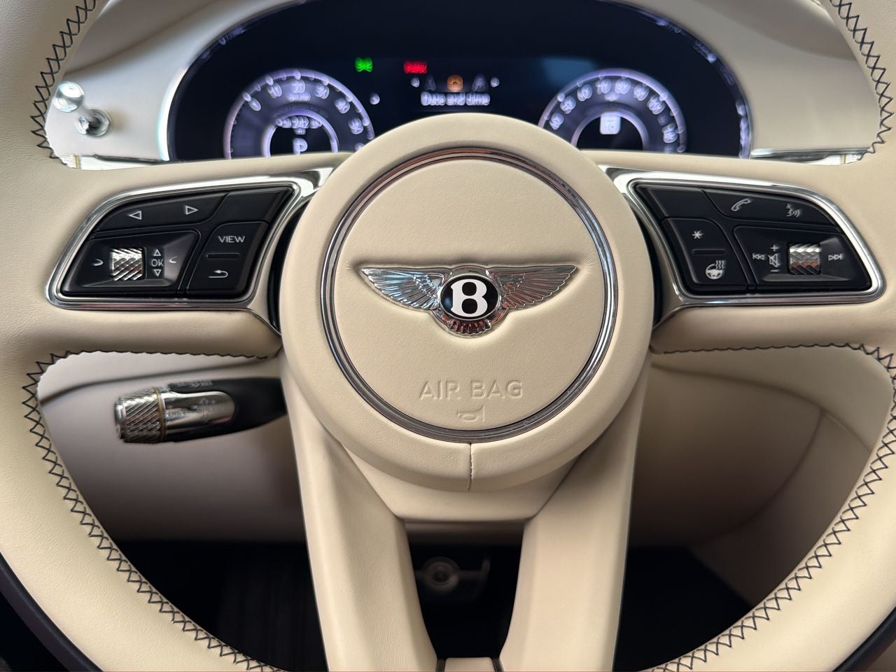 2025 Bentley Flying Spur Base