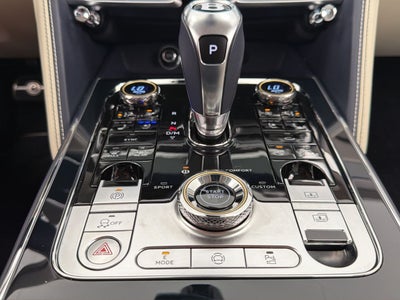 2025 Bentley Flying Spur Base