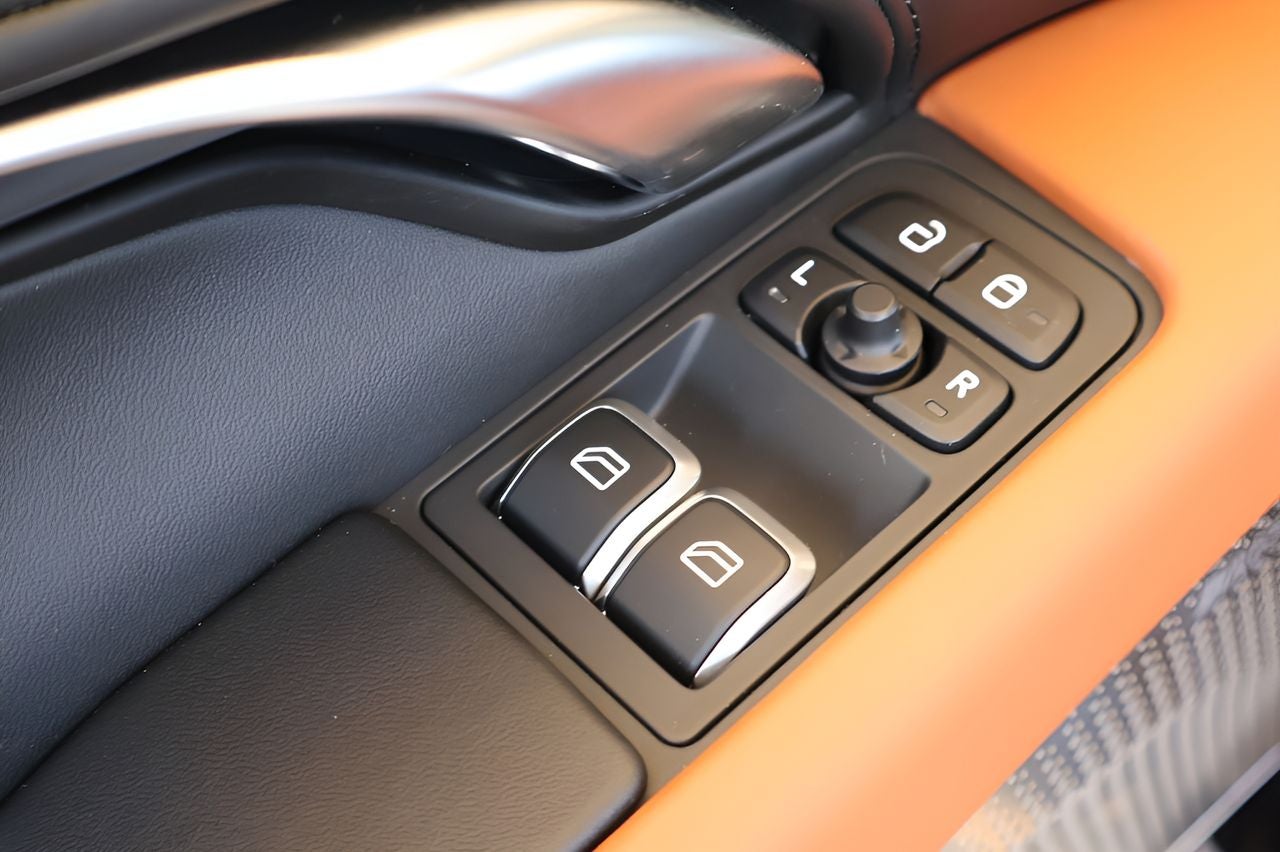2025 Lotus Emira V6