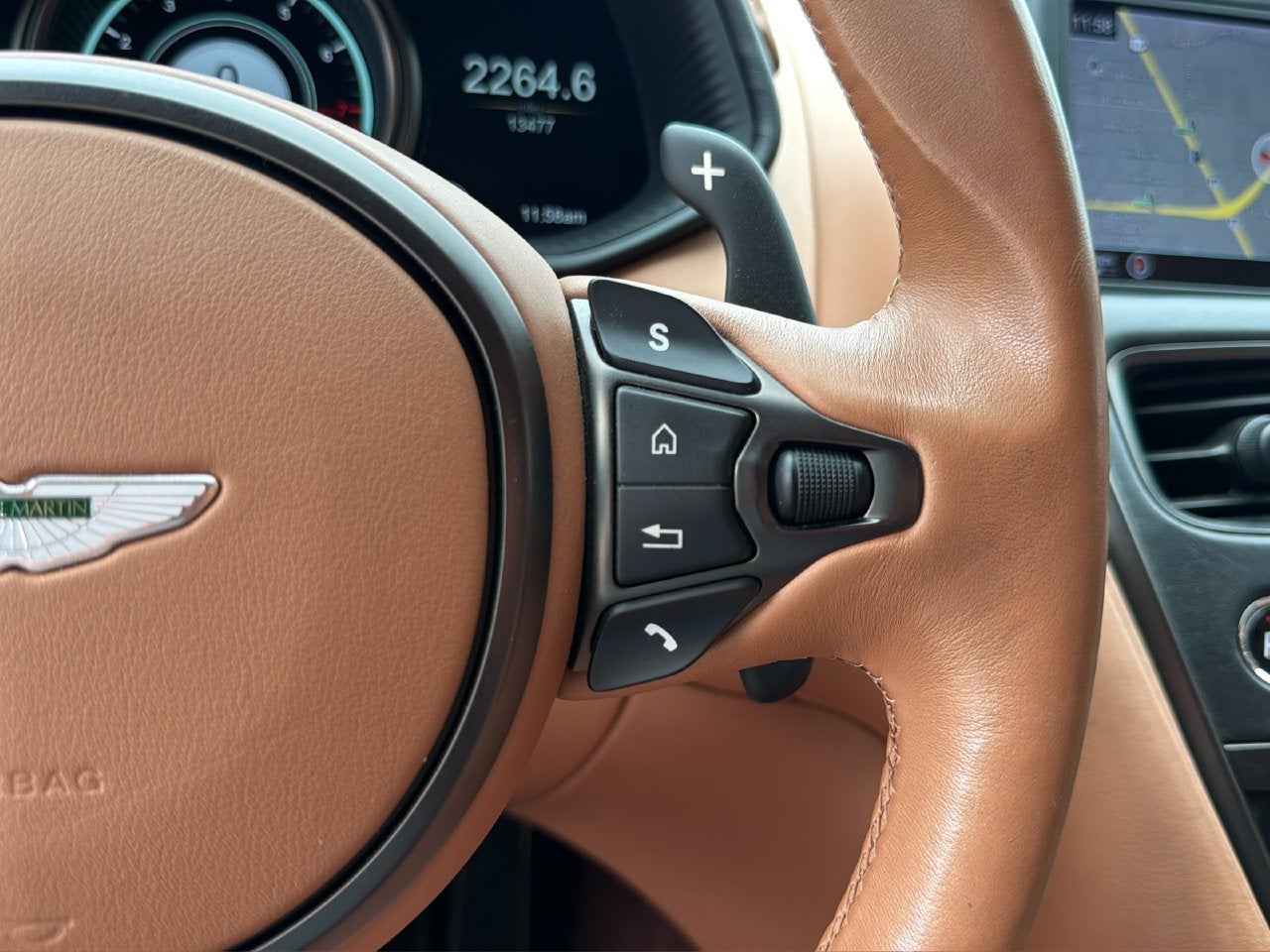 2020 Aston Martin DB11 Volante