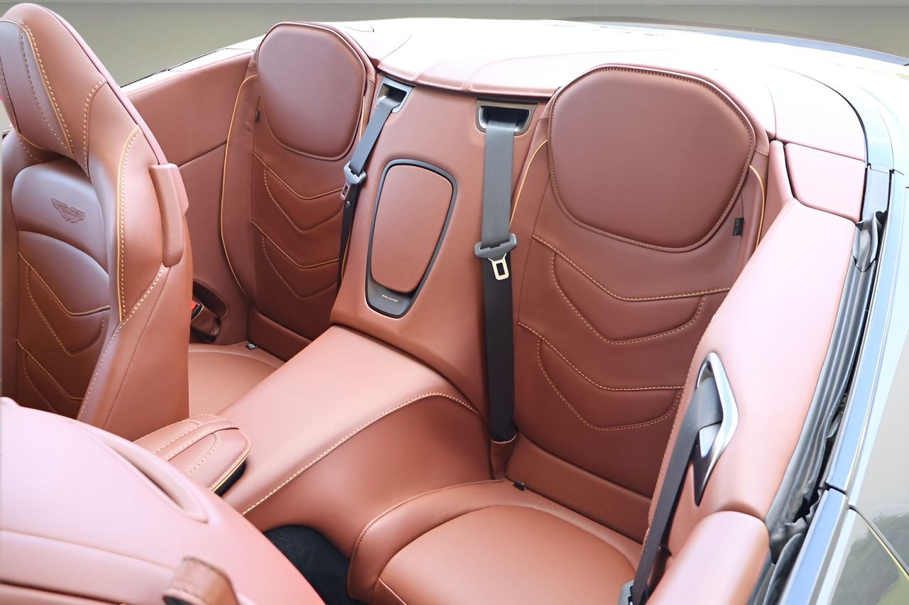 2021 Aston Martin DBS Superleggera
