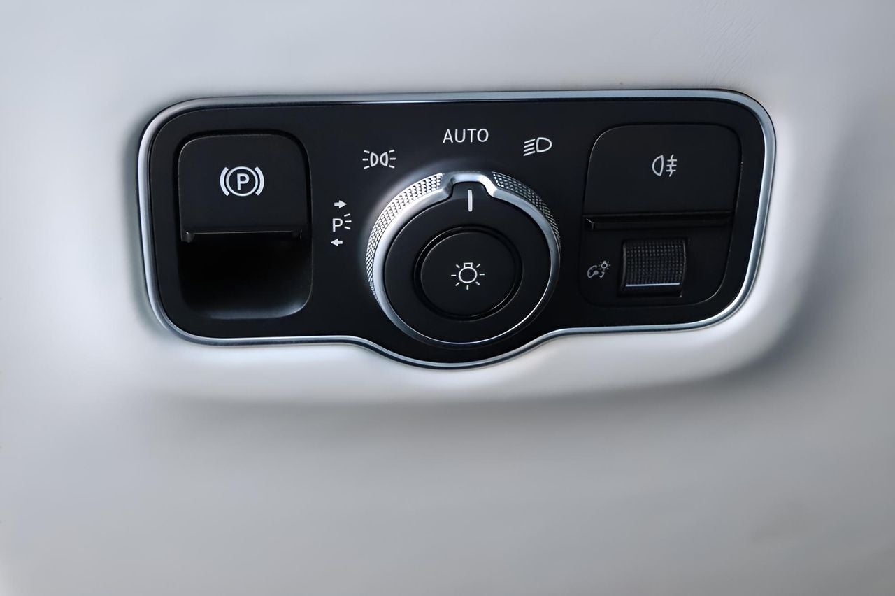 2026 Aston Martin Vantage Coupe