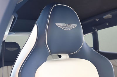 2025 Aston Martin DBX 707