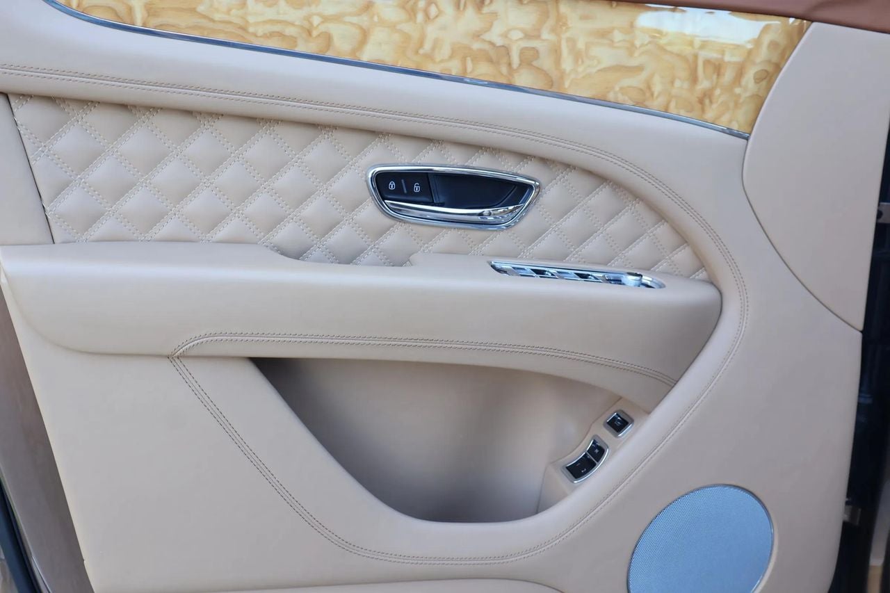 2022 Bentley Bentayga Base