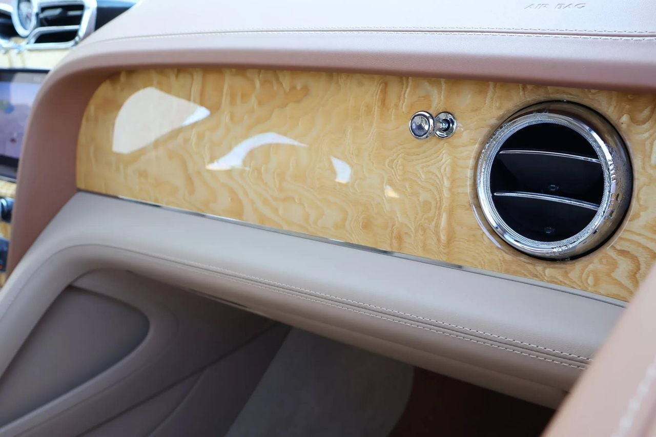 2022 Bentley Bentayga Base