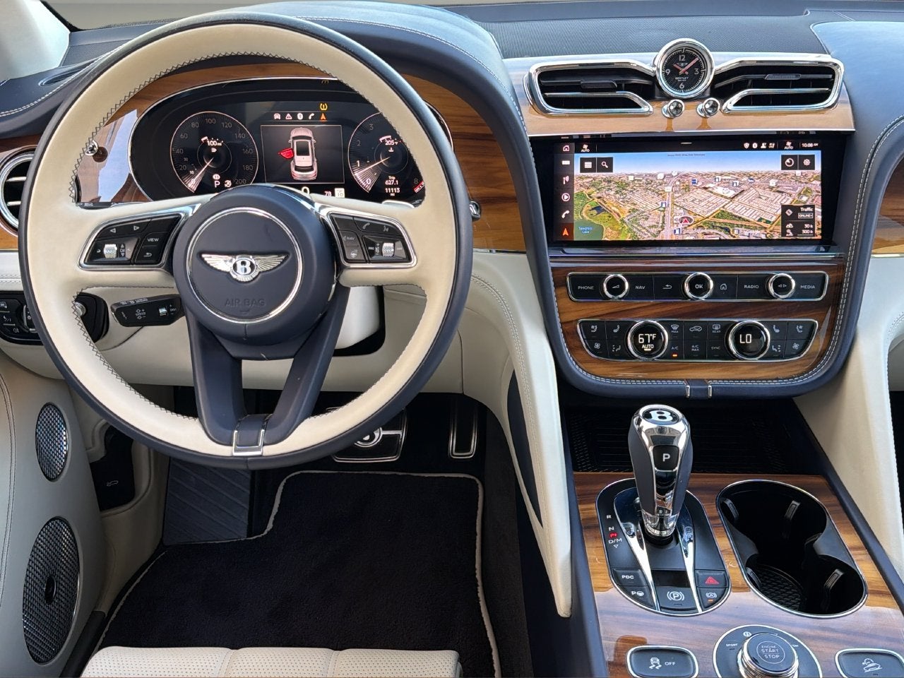 2022 Bentley Bentayga Base