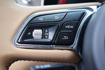 2024 Bentley Bentayga EWB V8