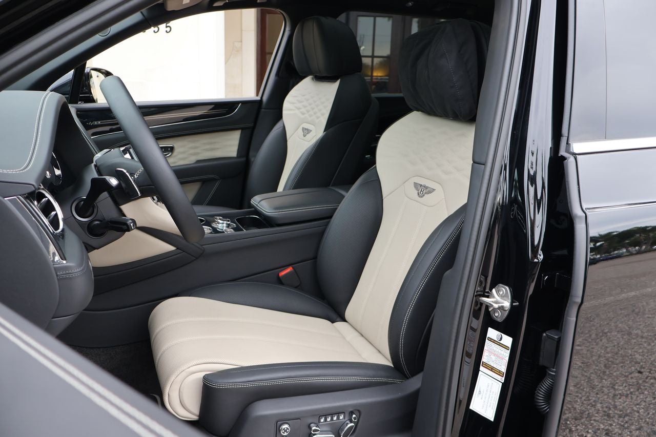 2025 Bentley Bentayga EWB Azure