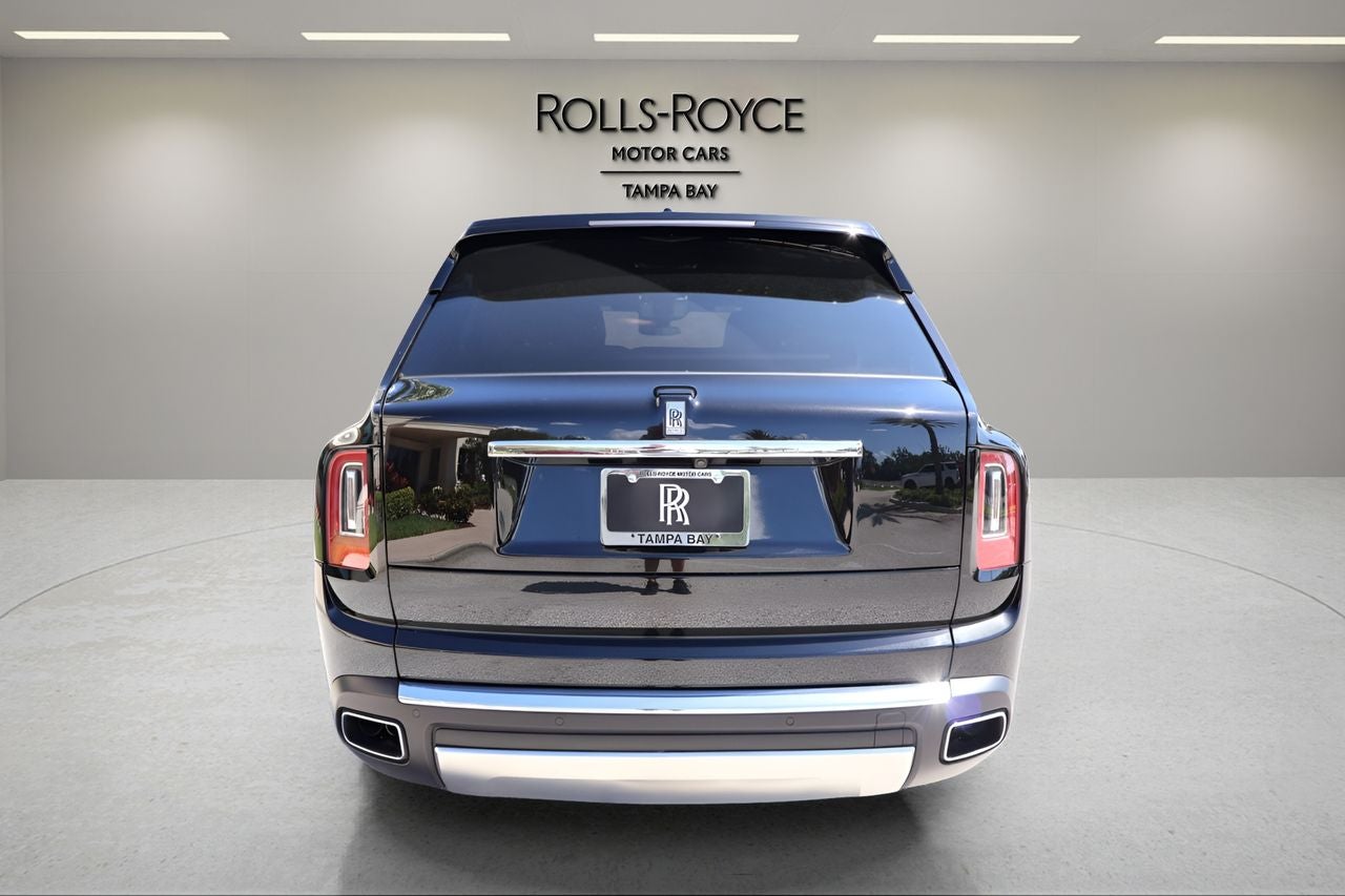 2022 Rolls-Royce Cullinan Base