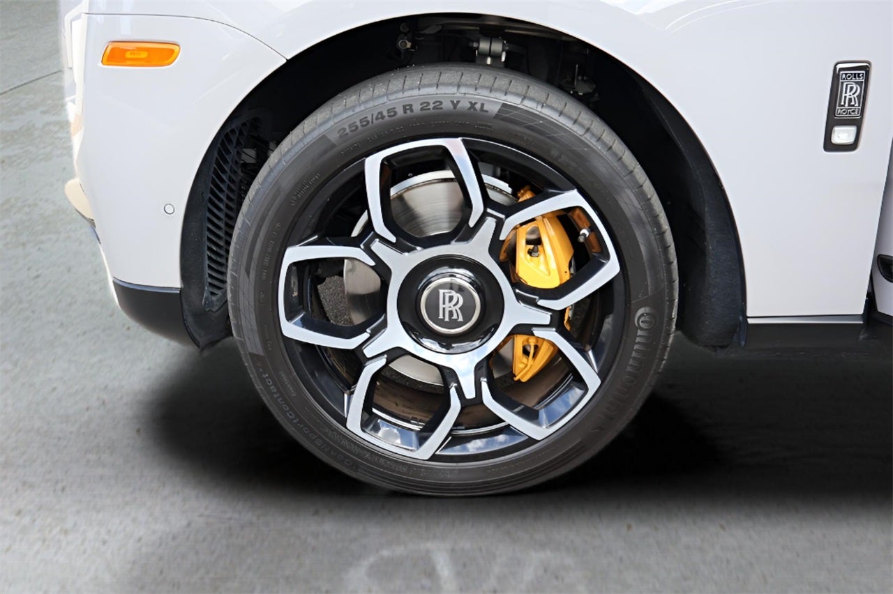 2023 Rolls-Royce Cullinan Black Badge