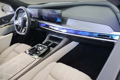 2025 BMW 7 Series 760i xDrive