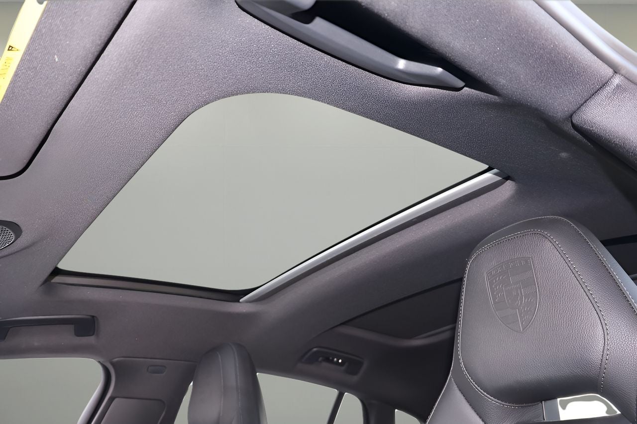 2024 Porsche Panamera Base