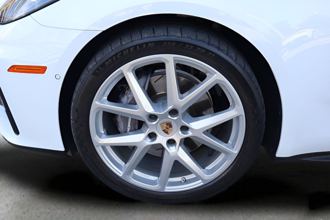 2024 Porsche Panamera Base