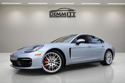 2022 Porsche Panamera 4S