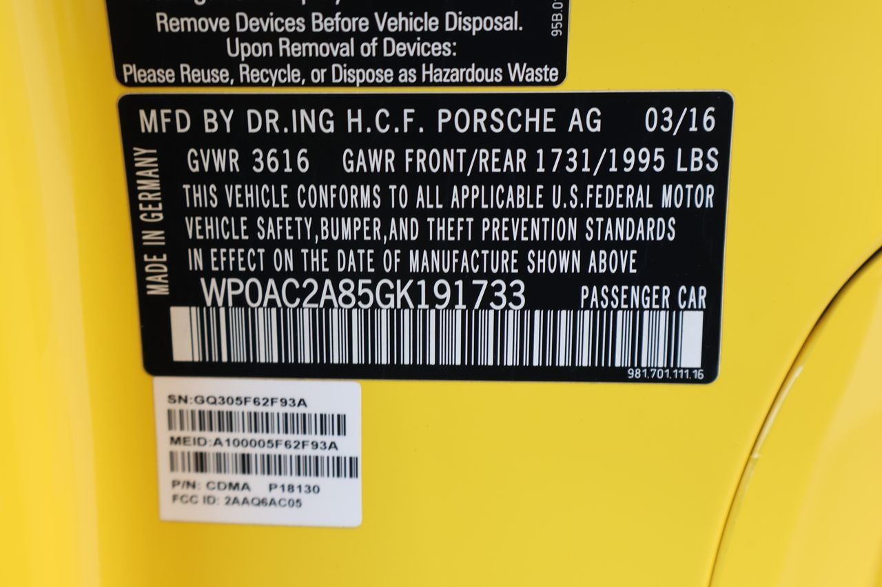 2016 Porsche Cayman GT4