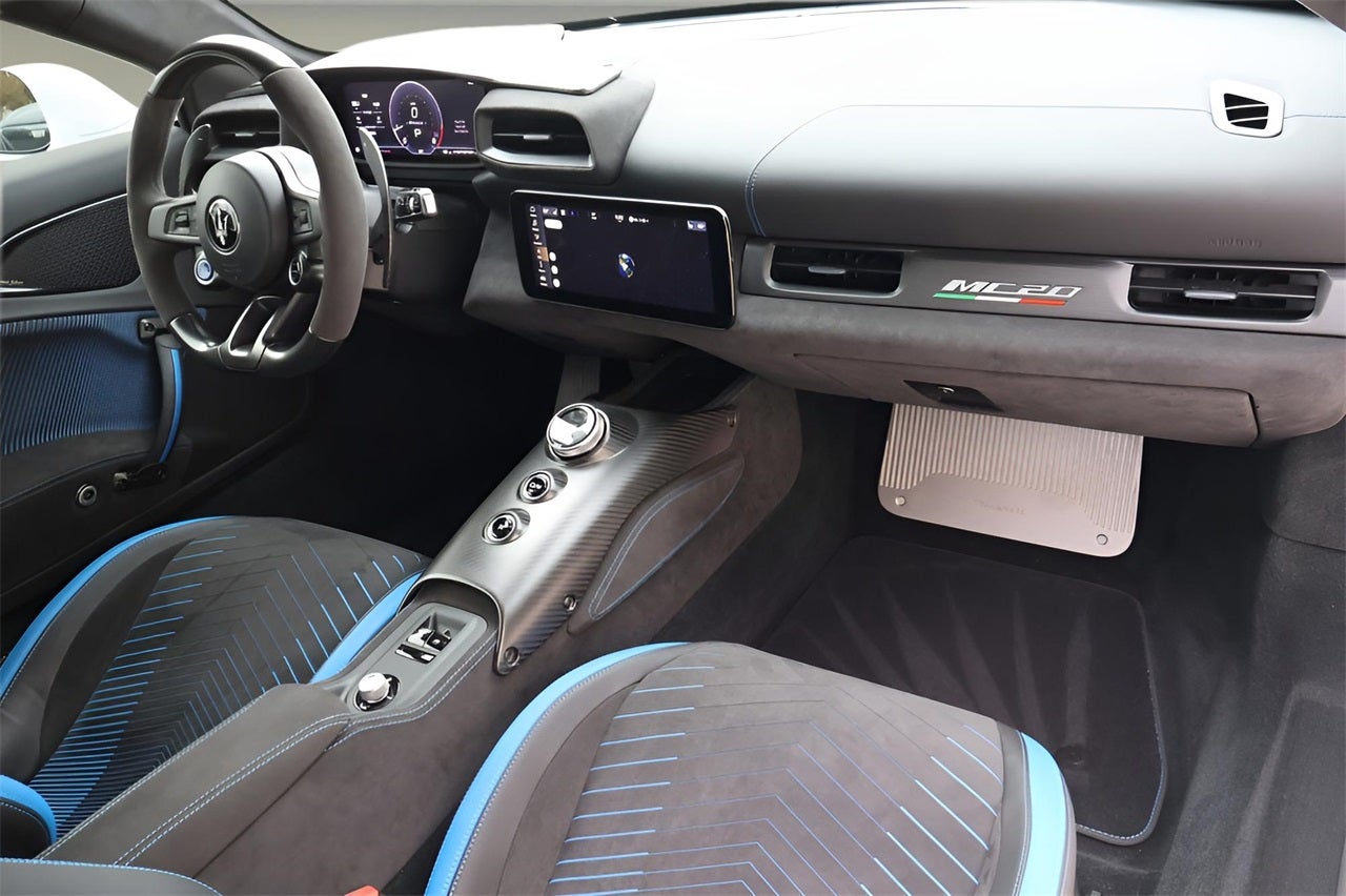 2023 Maserati MC20 Coupe