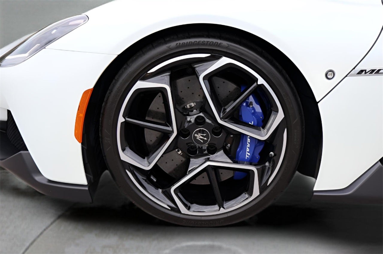 2023 Maserati MC20 Coupe