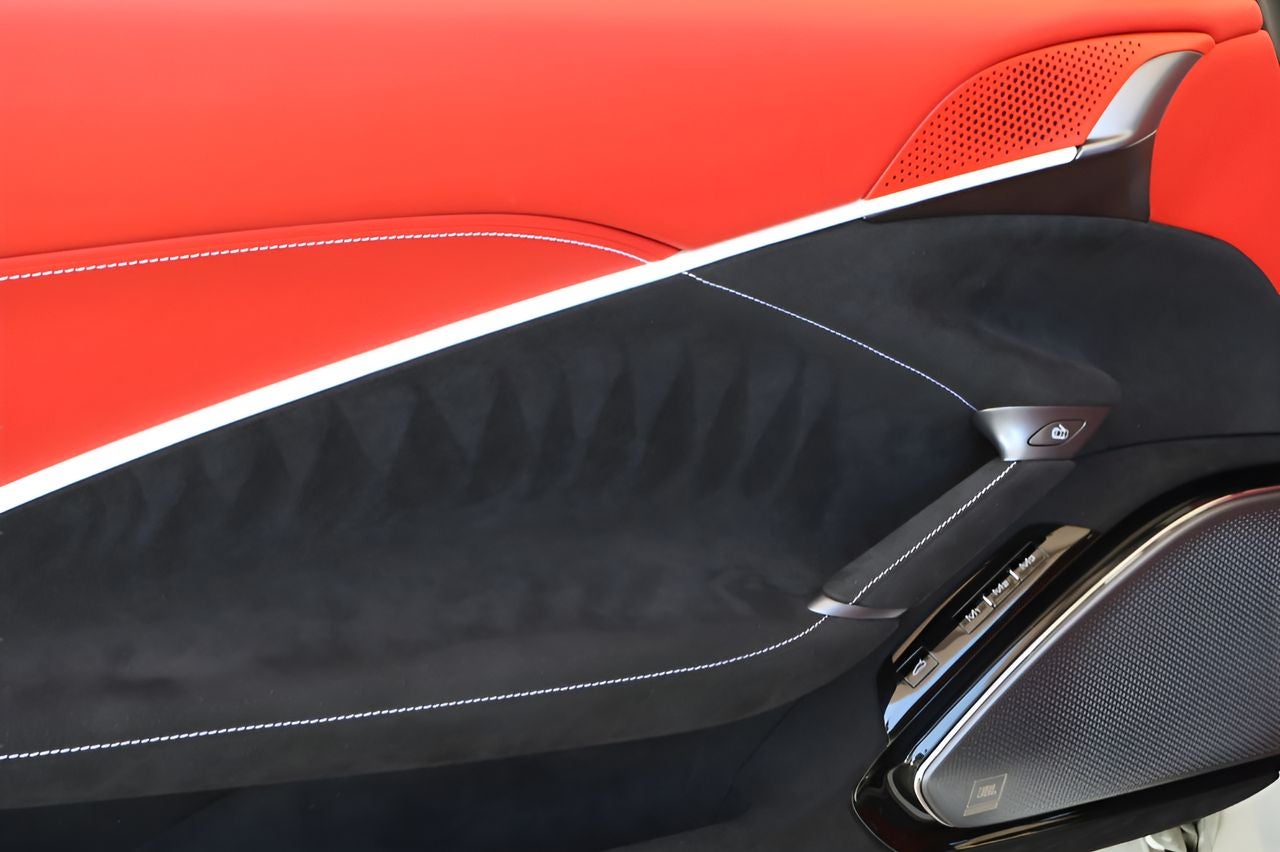 2023 Ferrari Roma Base