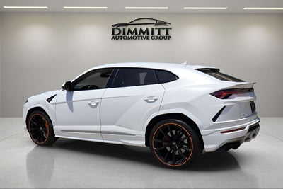 2022 Lamborghini Urus Base