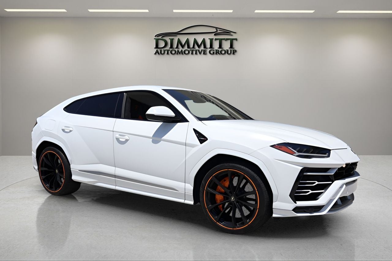 2022 Lamborghini Urus Base