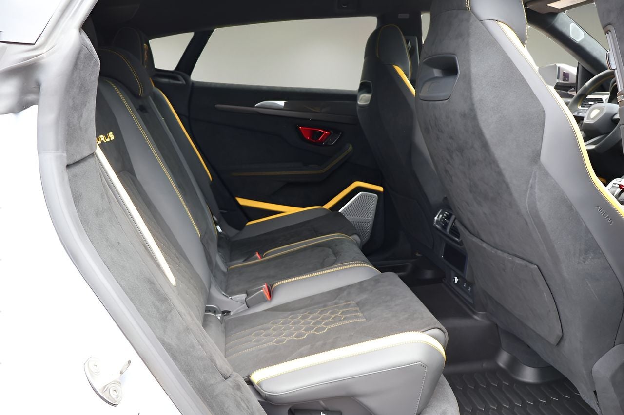 2024 Lamborghini Urus Performante