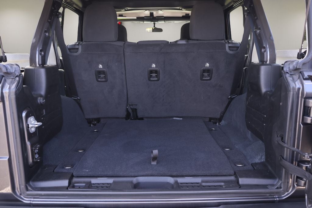 2022 Jeep Wrangler Unlimited Willys