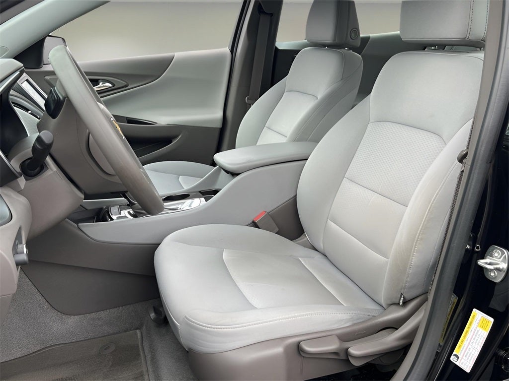 2017 Chevrolet Malibu LS 1LS