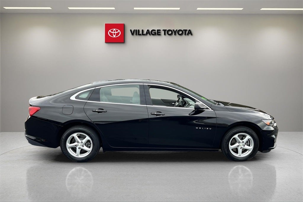 2017 Chevrolet Malibu LS 1LS