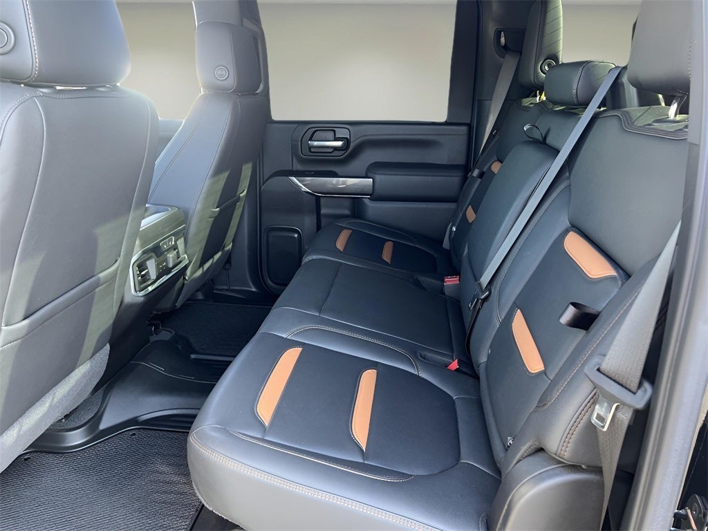 2023 GMC Sierra 2500HD AT4