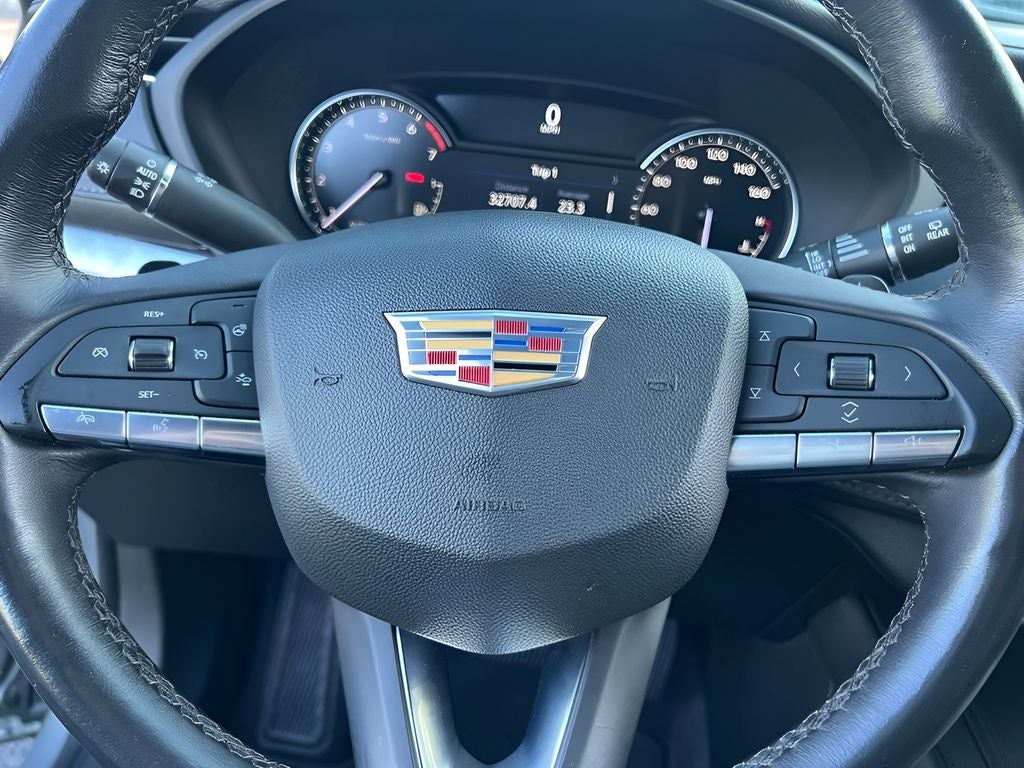 2023 Cadillac XT4 Luxury