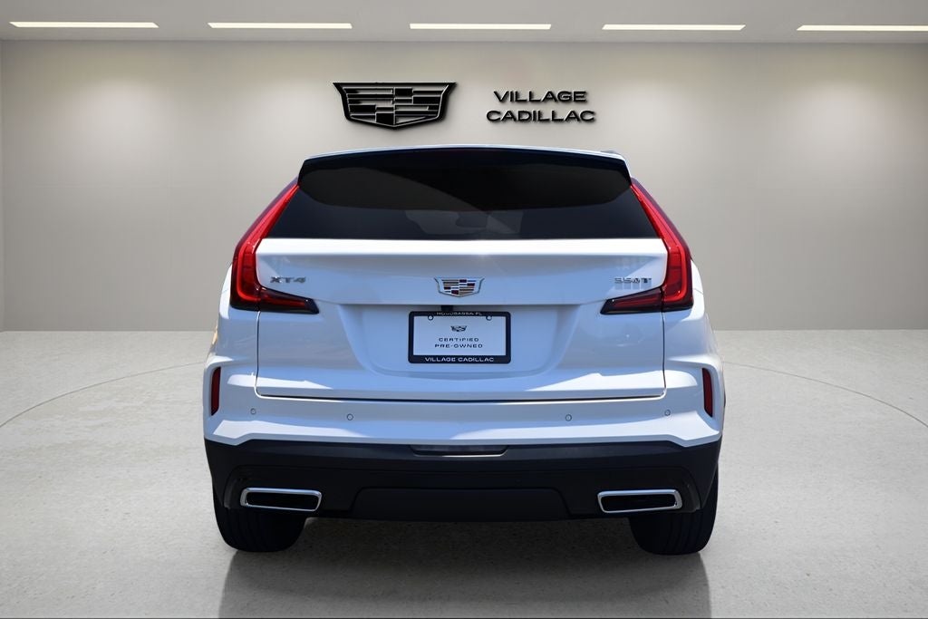 2024 Cadillac XT4 Premium Luxury