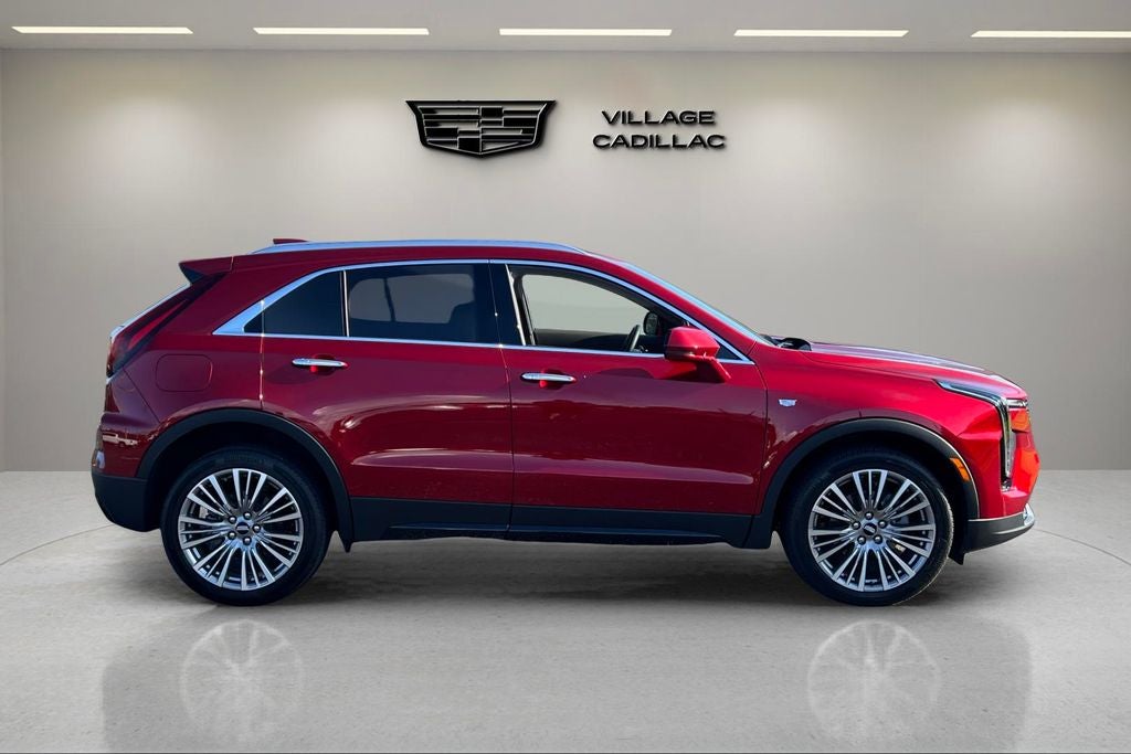 2024 Cadillac XT4 Premium Luxury