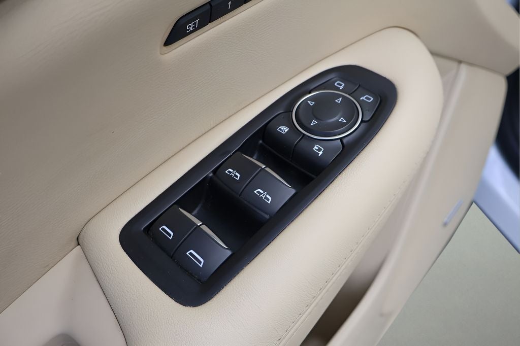 2018 Cadillac XT5 Premium Luxury