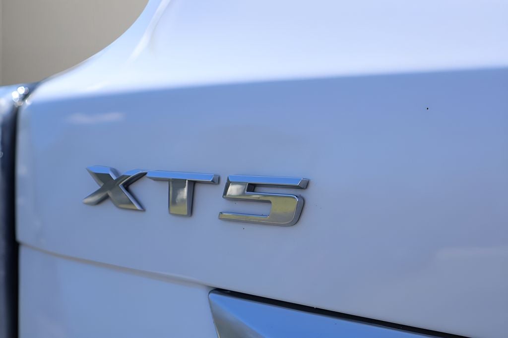 2023 Cadillac XT5 Sport