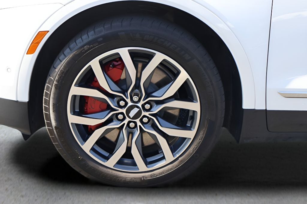 2023 Cadillac XT5 Sport