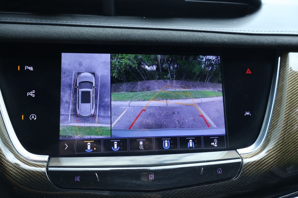 2020 Cadillac XT6 Sport
