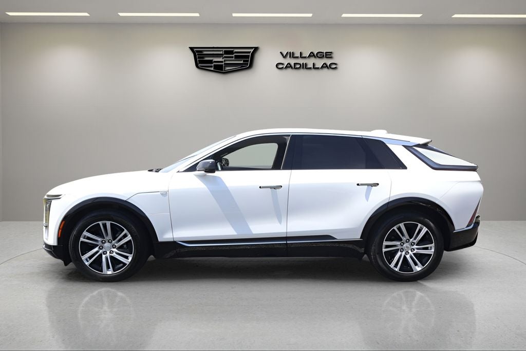 2024 Cadillac LYRIQ Tech