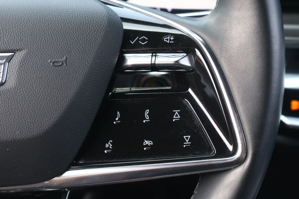 2024 Cadillac LYRIQ Tech