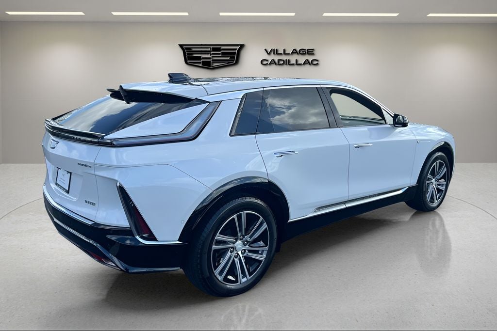 2024 Cadillac LYRIQ Luxury