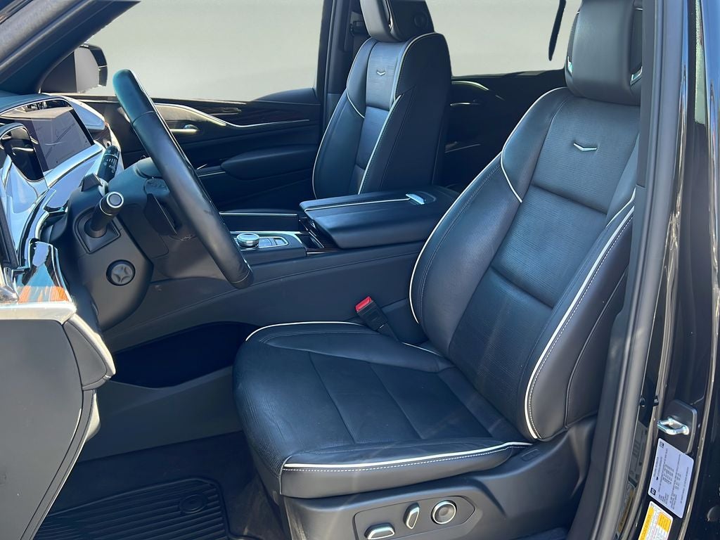 2024 Cadillac Escalade ESV Premium